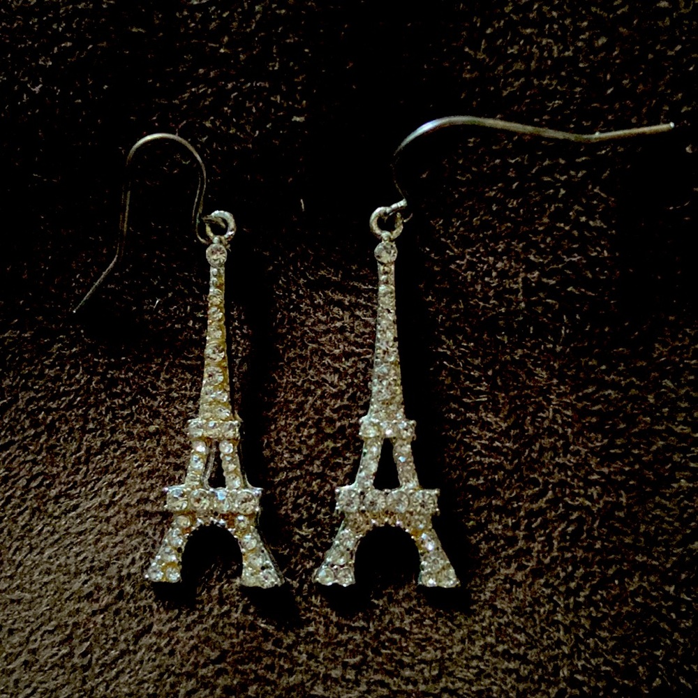 Eifle tower earrings